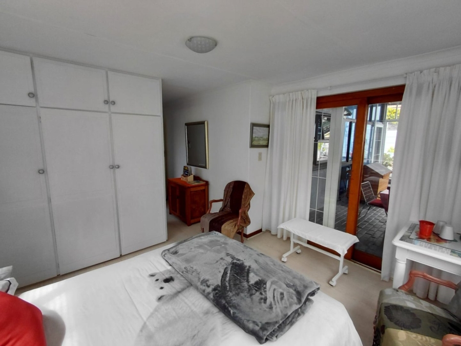 4 Bedroom Property for Sale in Onrus Western Cape